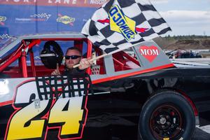 Victory Lane, Thompson Speedway
